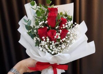 Holen Sie sich zum Valentinstag eine atemberaubende Blüte für Ihre/n Liebste/n