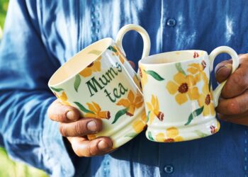 What material are Emma Bridgewater mugs?