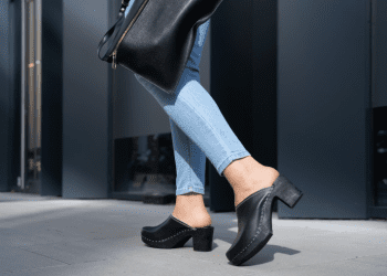 Shop Clogs for Women – Flat & Heeled Leather Clogs | Pavers™