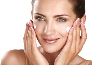 Ecco 5 creme da notte che tutti dovrebbero utilizzare