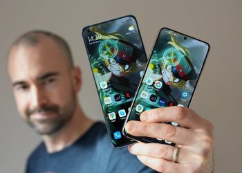 Samsung or Xiaomi? Which is your favourite smartphone and why?