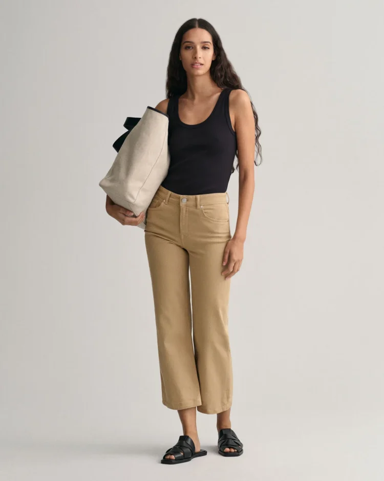 Trendy, top-notch and four pairs of women’s jeans