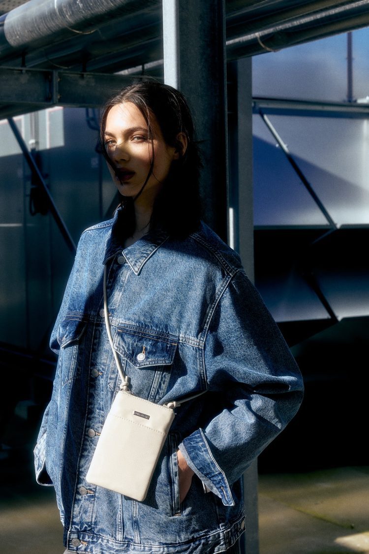 The best four mobile phone cases at Pull&Bear
