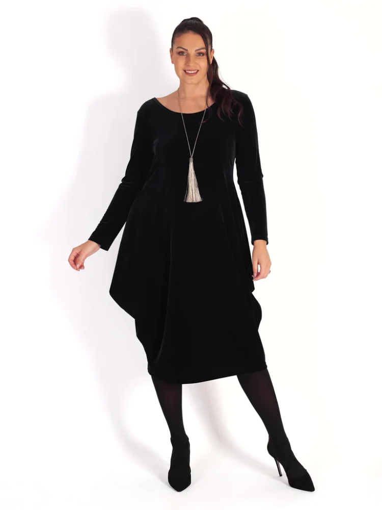 3 fashionable women’s plus-size dresses – Chesca Direct