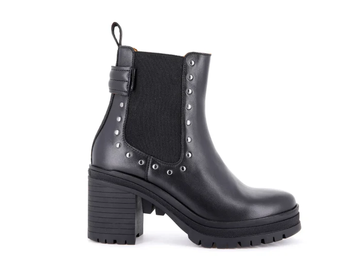 Du jour à la nuit : Chaussures hautes polyvalentes pour femmes chez Palladium