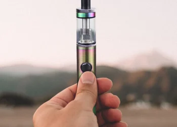 What is a pen style vape kit?