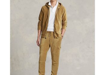 Kapuzenpullover und Zip-Up Hoodies von namhaften Herstellern