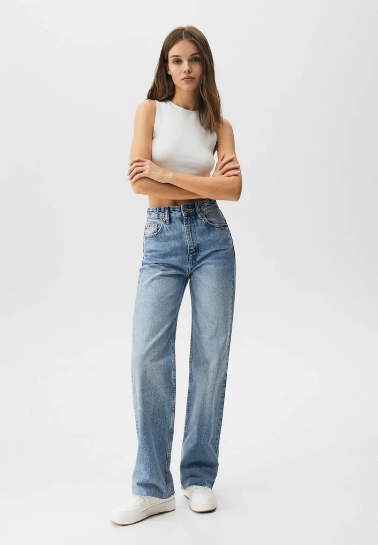 Pull & Bear is the place to go to discover the best selection of jeans
