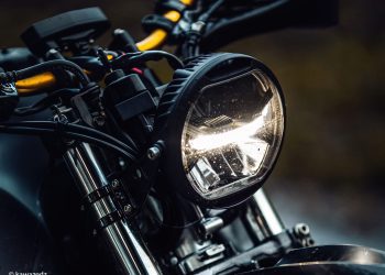 Licht für die Straße vor uns: Maximale Sicherheit mit effektiven Scooter-Scheinwerfern