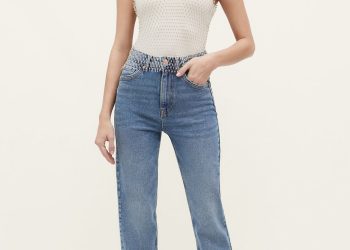 Denim in Perfektion: Stradivarius Damenjeans für mühelosen Stil