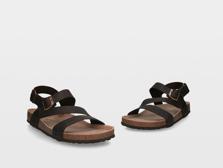 Entre en el estilo veraniego: Explorando las sandalias de moda para hombre
