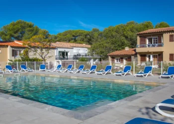 Le bonheur au bord de la mer vous attend: Sowell présente des vacances inoubliables au bord de la mer en France!