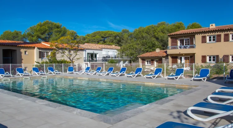 Le bonheur au bord de la mer vous attend: Sowell présente des vacances inoubliables au bord de la mer en France!