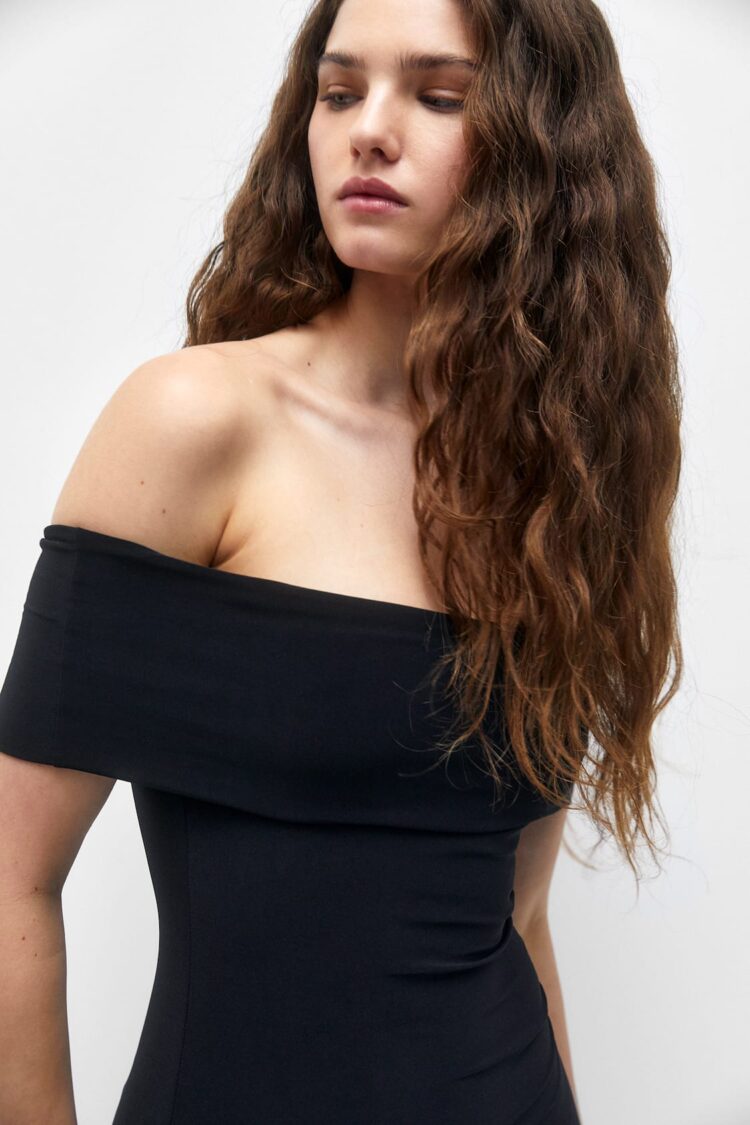 Steal the Show: Top Picks from Pull&Bear’s Massive Dress Sale!