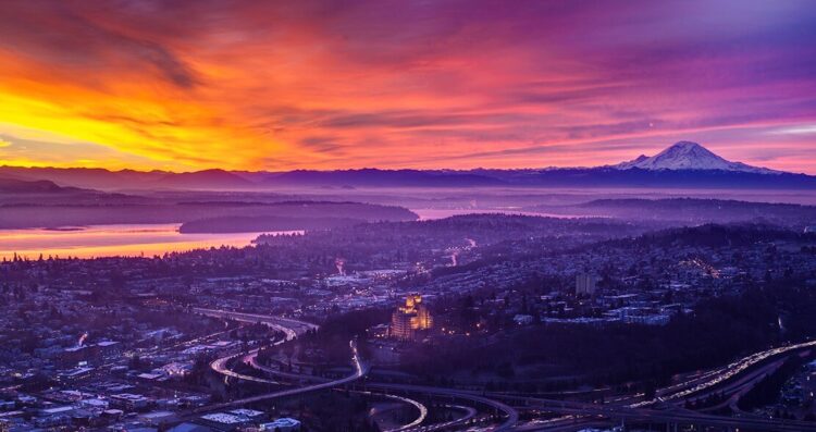Sky View Observatory: Marvel at Seattle’s Spectacular Panoramic Vistas