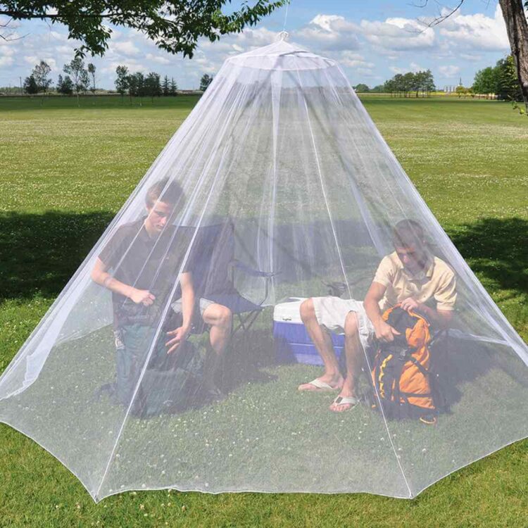 Outdoor Outlet Bonanza: Beredd reas oslagbara fynd!