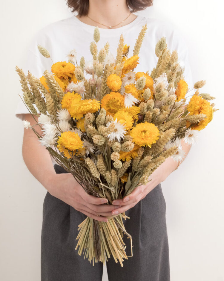 L’élégance éternelle : Dévoiler les bouquets de fleurs séchées de Bergamotte