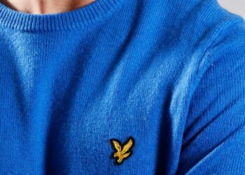 Modern Trends with a Classic Touch: Lyle & Scott’s Fashion Fusion
