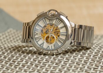 WatchShop: Where Style Meets Precision