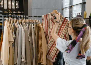 Pull&Bear: Unveiling the Hottest Outfits of the Season!