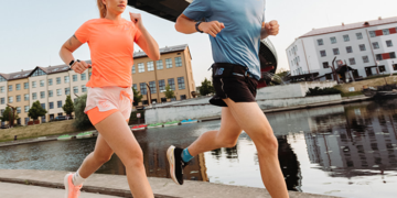 Paikoillanne, valmistautukaa, säästäkää! 20% pois juoksukengät Sportlandissa