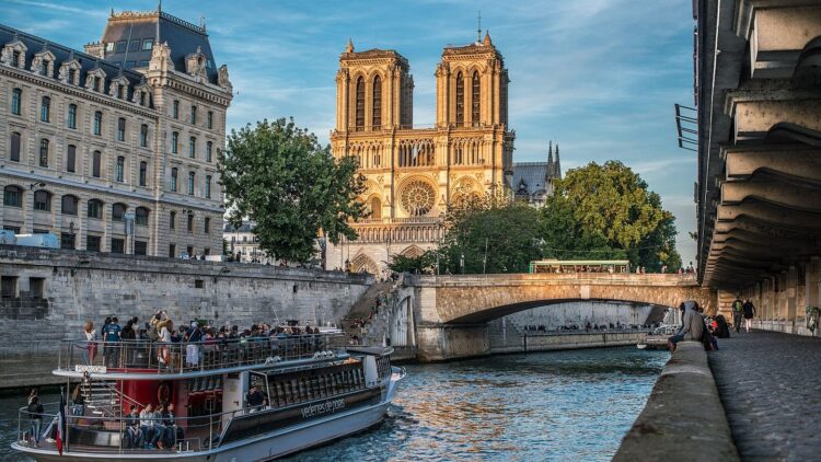 Parisseine : Une destination touristique incontournable à Paris