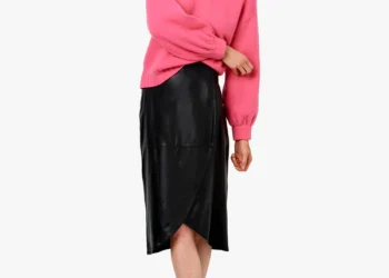 Elevate Your Style: AS by DF’s Chic Sweater Collection