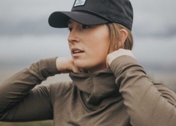 Nature’s Warmth: Duckworth’s Women’s Wool Attire