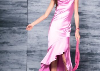 Scoprire lo stile distintivo: La boutique Vittorio Citro e la collezione Pinko 2023