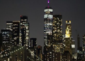 Experience the World from the Top: A Guide to Visiting One World Observatory
