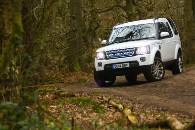 Practicality Meets Style: Upgrade Your Land Rover Discovery with Predator4x4 Accessories