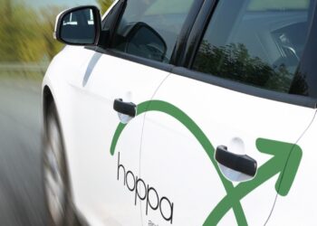 Compare, Book, Arrive Happy: The Hoppa Experience Unveiled