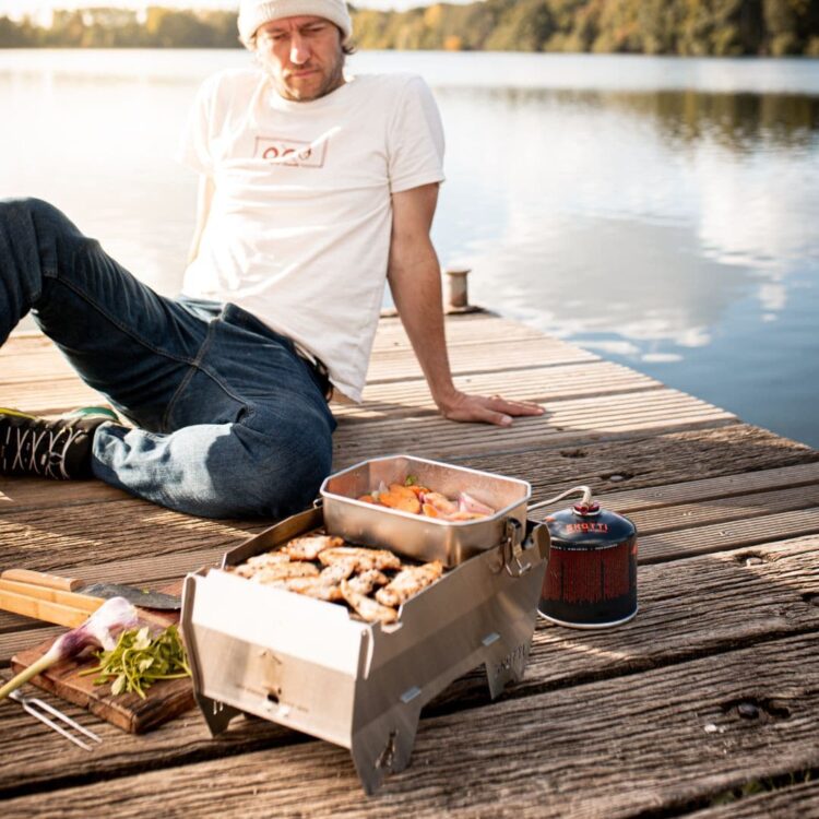 SKOTTI Grill: Kochen im Freien auf einer neuen Ebene der Bequemlichkeit und des Geschmacks!