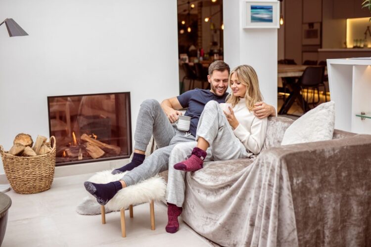 Heat Holders: Embrace Cozy Comfort and Toasty Warmth This Winter!