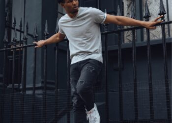 Voi London: Elevate Your Style with Exceptional Men’s Jeans!