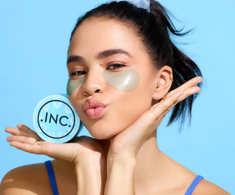 Revitalize Your Eyes: Feelunique’s Luxe Eye Mask Collection