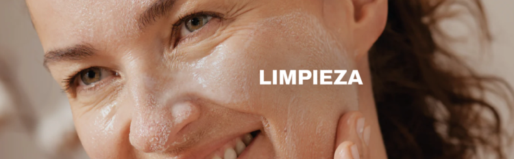 Revele su resplandor: ¡Las Soluciones de Limpieza Facial Profunda de Labeau Organic!