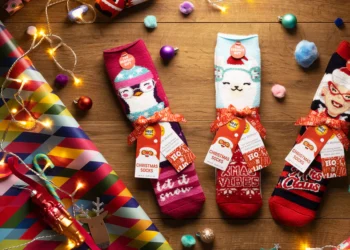 Cozy Toes Alert: Heat Holders’ Festive Men’s Christmas Socks!