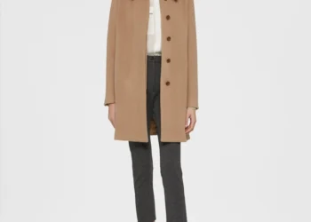 Sblocca lo stile: Collezione Donna Aspesi al 40% di sconto – Offerta limitata nel tempo!