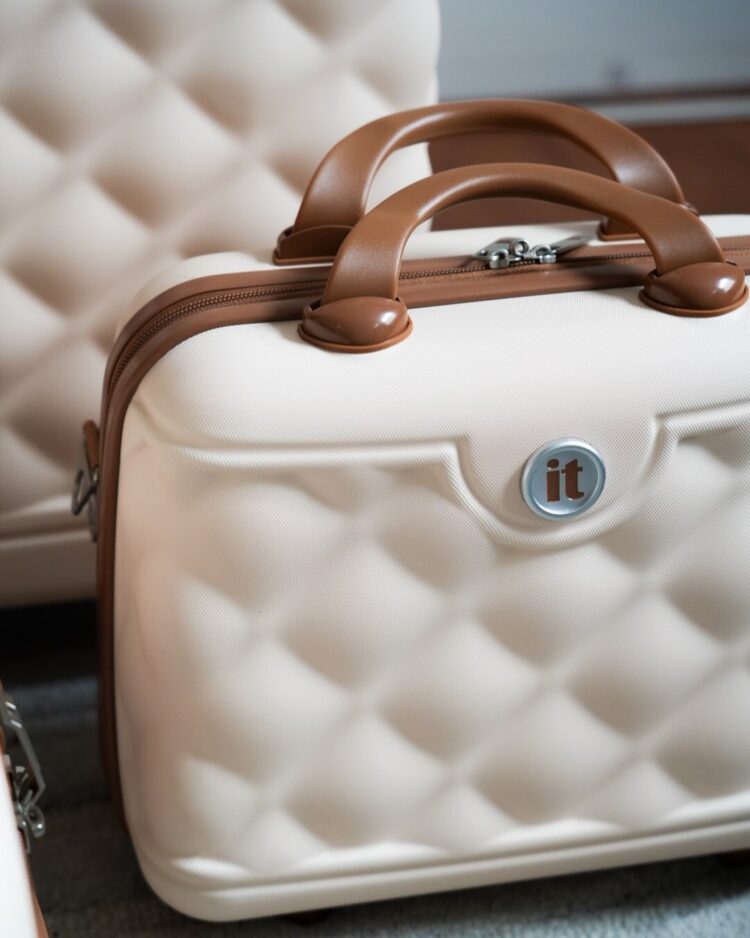 Elevate Your Travels with IT Luggage: A Stylish and Functional Journey
