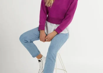 Eleva tu estilo diario: Colección de sudaderas chic para mujer de D Franklin
