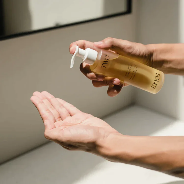 Laboratorio Pure Niche: Elevando el cuidado de la piel con una limpieza facial de lujo