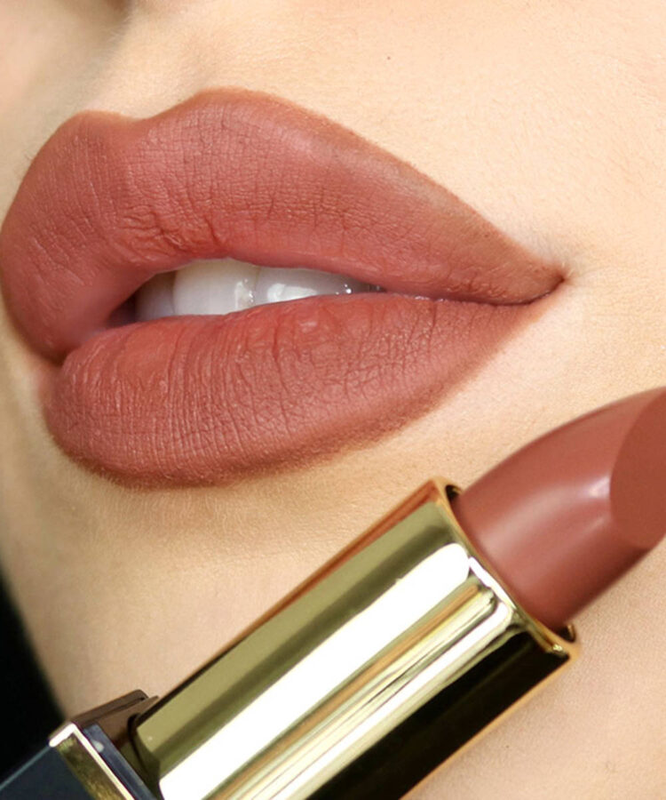 Beauty Bay Glam Galore: Makeup Extravaganza at 50% and Beyond!