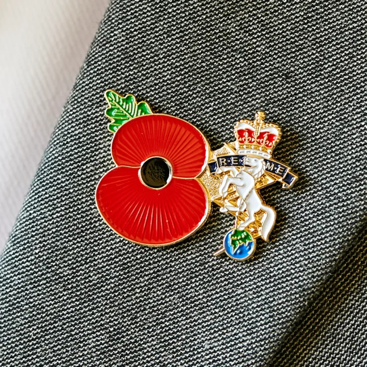 Celebrate and Support: Poppy Shop UK Sale Up to 70%