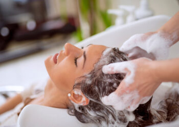 Salons Direct: Unveil Luxurious Haircare Experiences with Premium Shampoo Stations