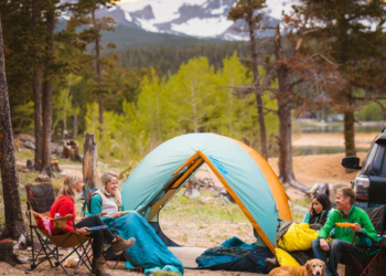 WildBounds: Unleashing Adventure with Top-Notch Tents for Ultimate Outdoor Experiences