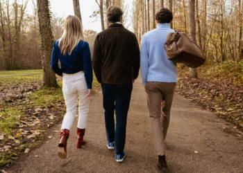 L’élégance hivernale personnifiée : La dernière collection de Café Coton dévoilée