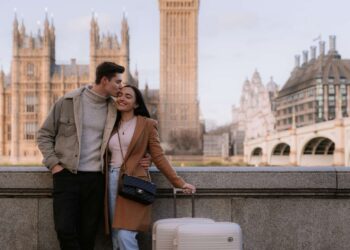 Unpack Your World: How IT Luggage Transforms Every Journey Into a Style Statement