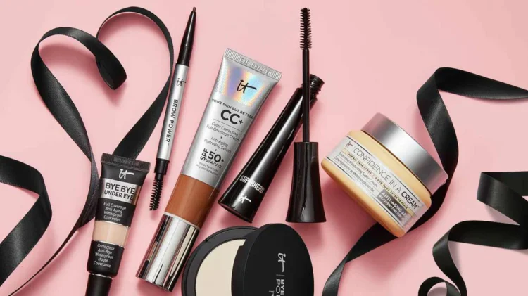 Stärken Sie Ihre Beauty-Routine: Tauchen Sie ein in die Makeup-Kollektion von IT Cosmetics