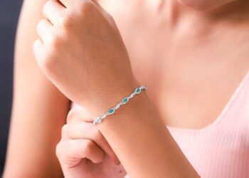 Lassen Sie den Muttertag mit den luxuriösen Schmuckgeschenken von ShopLC glänzen